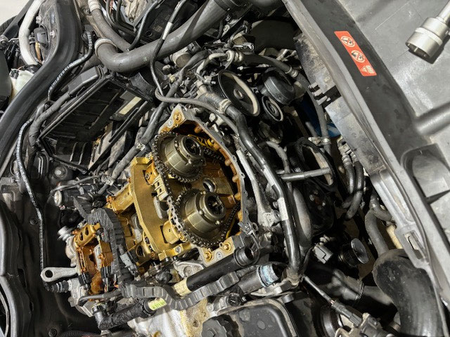 Steuertrieb am Motor
