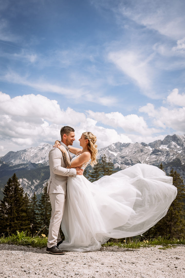 Hochzeit in Garmisch Berghochzeit Hochzeitsfotograf Kreuzeck Kreuzeckhaus 