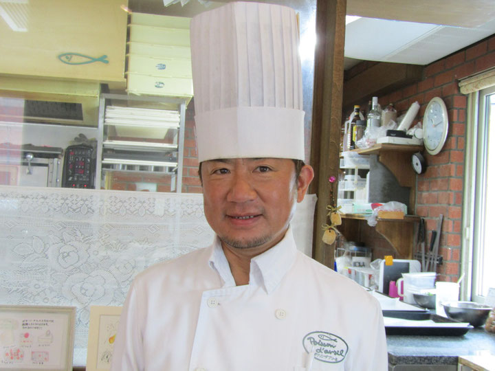 店主のパティシエ・野上寧英さん