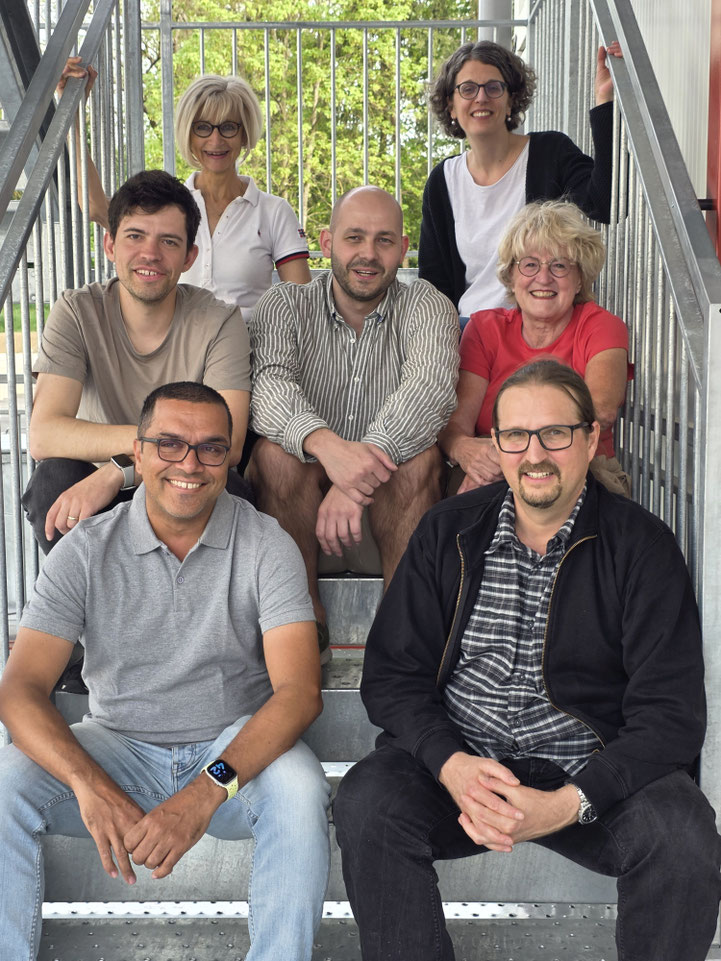 1. R. von links: Renzo Meneghetti, Simon Maurer / 2. R. von links: Tobias Schläpfer, Florian Spiegel, Beatrice Stierli  / 3. R. von links: Priska Lanz Niederer, Nadja Lang-Zuberbühler