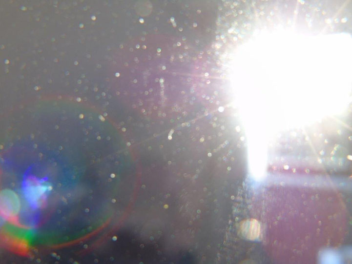 Lichtcodes im Innenraum eines Zimmers, Quelle: www.lichtwesenfotografie.com