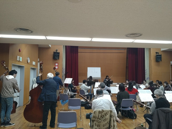 Vコン練習中