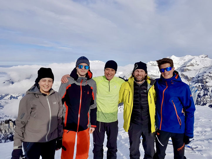 Denise Sigg, Pascal Sigg, Andreas Sigg, Daniel Fritschi, Manuel Sigg auf dem Chistihubel 2216m