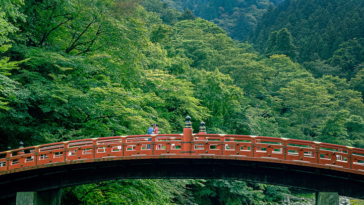 Le pont Shinkyo, Nikko, Japon