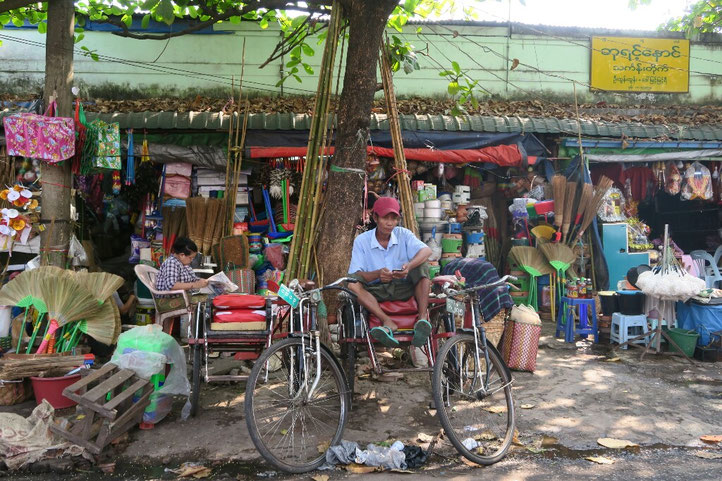 Dans les rues de Yangon