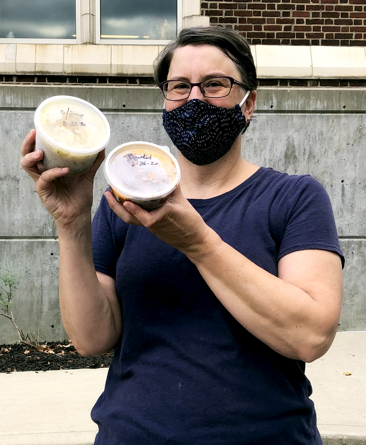 Cathy Bowers volunteered to help distribute bags of food for Rosh Hashanah, which included brisket and matzo ball soup prepared by Pam Barbash and her family.