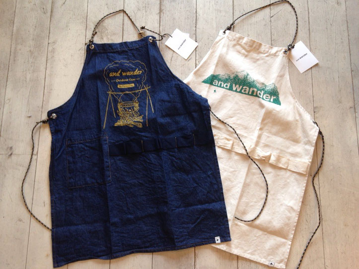 and wander（アンドワンダー）printed canvas＆denim apron　￥6,480（税込）