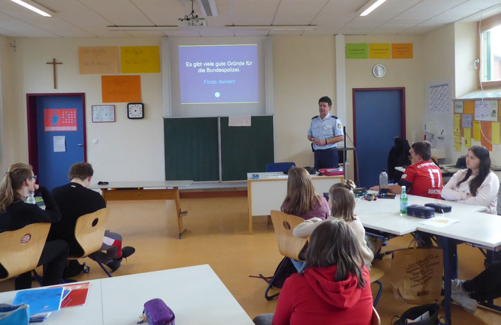 Berufsberatung durch die Bundespolizei