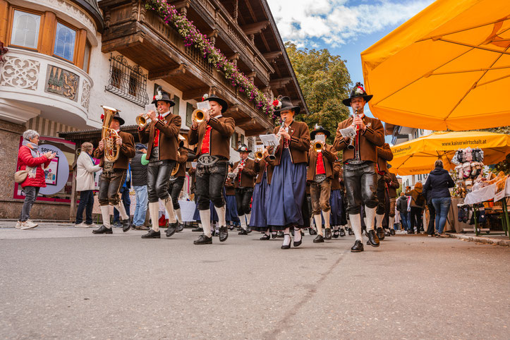 Weitere Bilder in der Lasche Bilder!