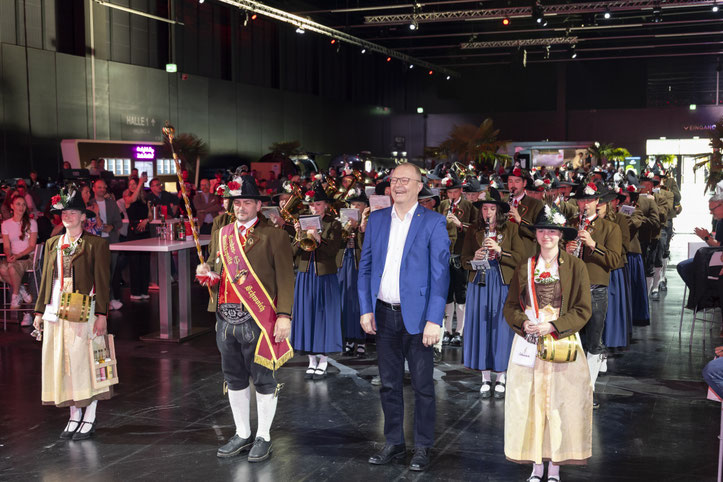 Weitere Bilder in der Lasche Bilder!