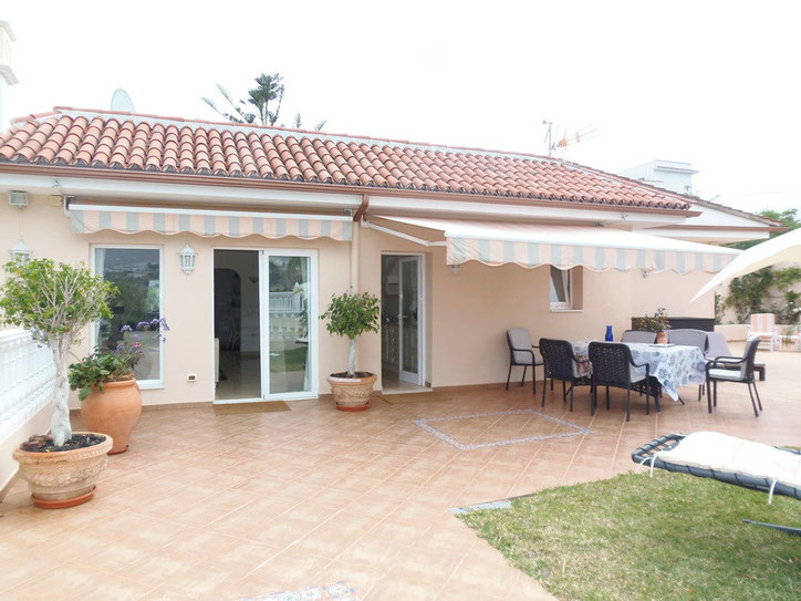 vordere Terrasse