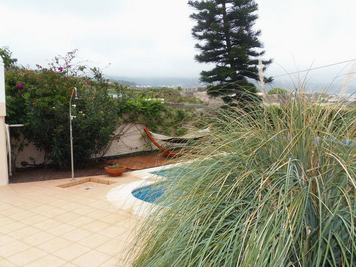 Blick zur Villa