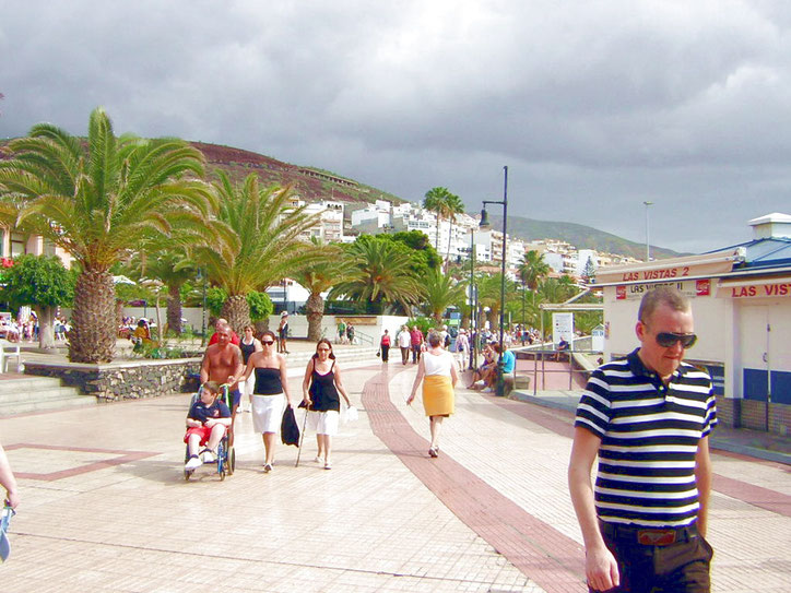 Strandpromenade in Los Christianos im Súden von Teneriffa