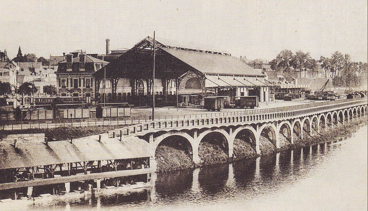 Gare des tramways sur l'ancien site de l'hôpital général  (collection Levoyer)