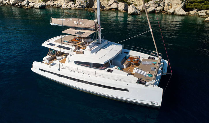 Katamaran Yachtcharter Korsika