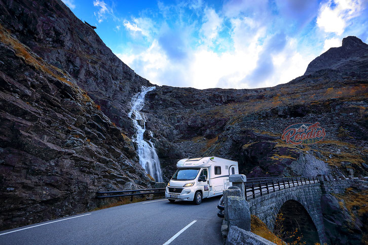 Trollstigen_Geiranger_Norwegen_Wohnmobil_Hund