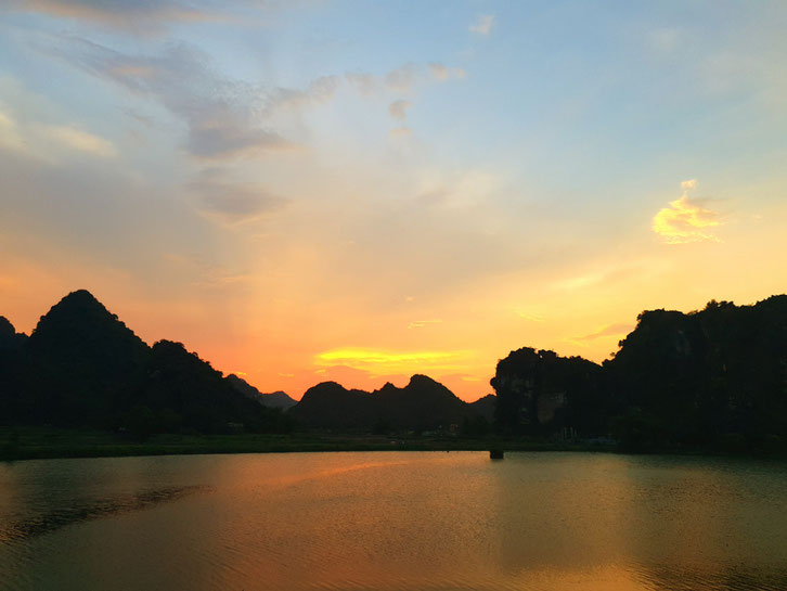 Sonnenuntergang Ninh Binh