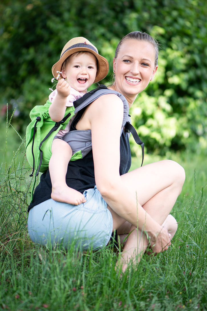 Babywearing in the summer Huckepack Tragehilfen