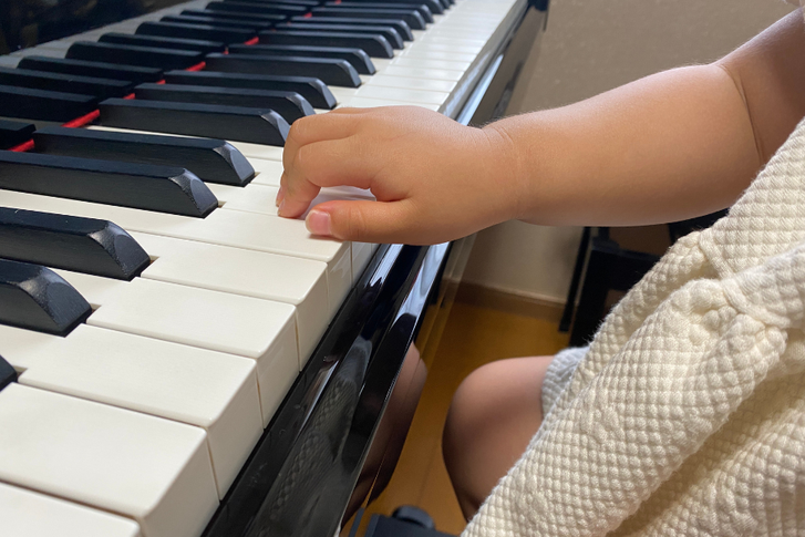 愛知県岡崎市のピアノ教室-yuri piano studio こどものレッスン はじめの一歩
