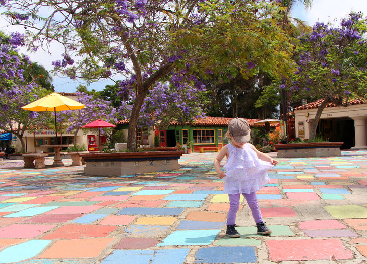 San Diego Spanish Village Art Centre