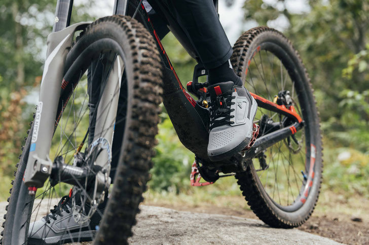 LEATT BIETET EINE BREITE AUSWAHL AN MTB-SCHUHEN FÜR JEDEN ANLASS