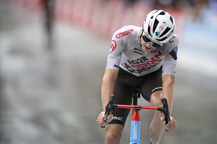 Copyright: Expa Pictures - Felix Gall auf der heutigen 3. Etappe der Tour de Suisse. Der Osttiroler erreicht das Ziel als Zweiter