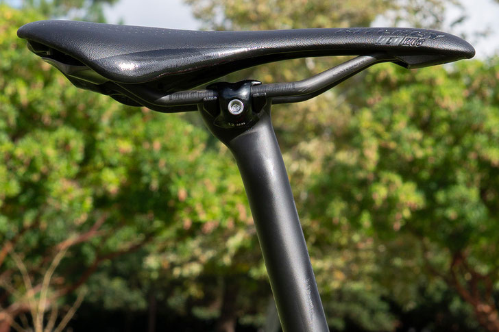 Ritchey präsentiert ultraleichte 1-Schrauben-Sattelstütze mit FlexLogic ©Ritchey