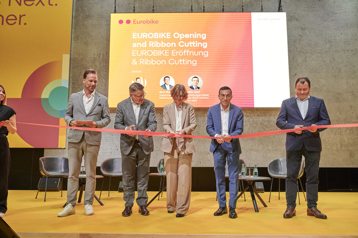 Hochrangige politische Beteiligung an der Eurobike ©Fairnamic