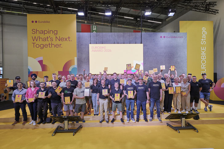 Eurobike-Awards vergeben: Die begehrten Preise wurden 2026 insgesamt 22-mal an Produkte in sieben Wettbewerbs-Kategorien vergeben ©Fairnamic