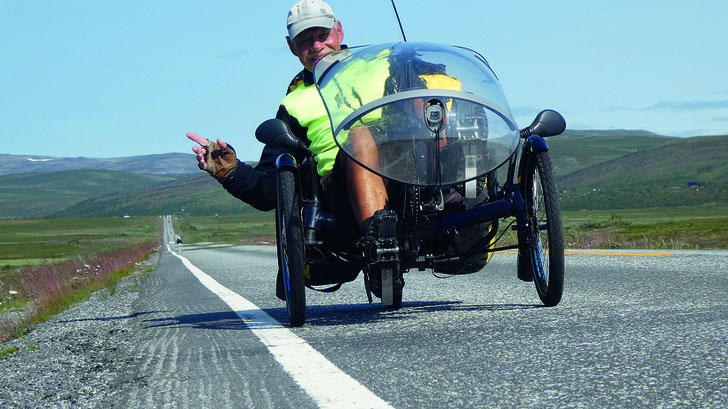Als Gast zum Tag der offenen Tür bei HP VELOTECHNIK hat sich Globetrotter Dirk Prüter angesagt ©Dirk Prüter
