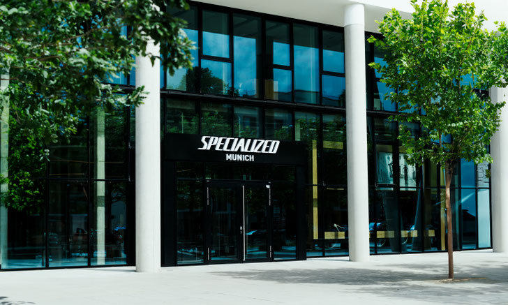 Offizielle Eröffnung des neuen Specialized Flagship Stores in München