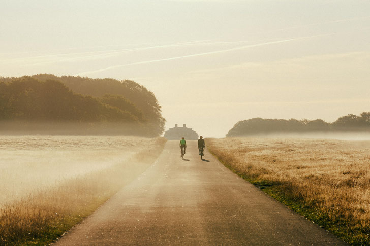 Die Küsten Dänemarks auf dem Fahrrad ©https://unsplash.com/de/@andreasdress