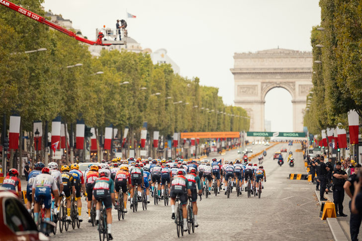 Moodpicture // Tour de France am Champs-Élysées  ©