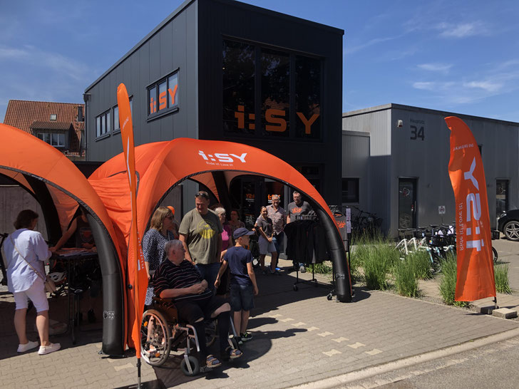 Außenansicht des Flagstore von I:SY in Hüllhorst ©Ulrich Fillies