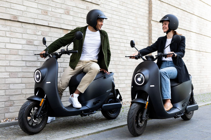 Der Turbo für grüne Mobilität: Günstig und nachhaltig unterwegs mit den E-Dienstrollern von unu via Lease a Bike