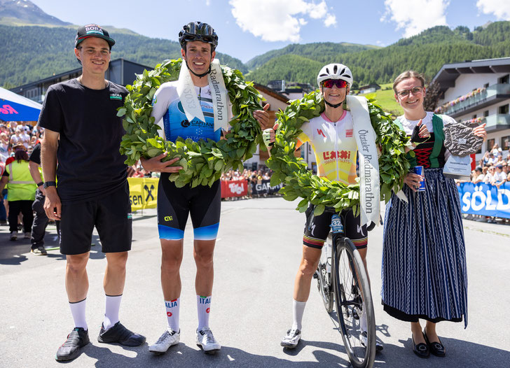 Ötztaler Radmarathon 2023: Nach 5500 Höhenmetern - Manuel Senni (ITA) & Deutsche Janine Meyer (Köln) gewinnen 42. Ausgabe, hier mit Toni Palzer© Toni Palzer Ötztal Tourismus/Expa/Groder