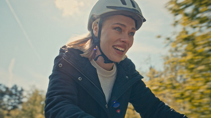 Mit jedem gefahrenen Kilometer sammeln Arbeitnehmende Spenden für das SOS Kinderdorf. © Lease a Bike