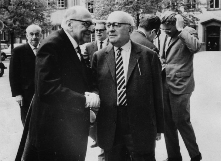 Max Horkheimer e Theodor Adorno, autori della "Dialettica dell'illuminismo" (1947)