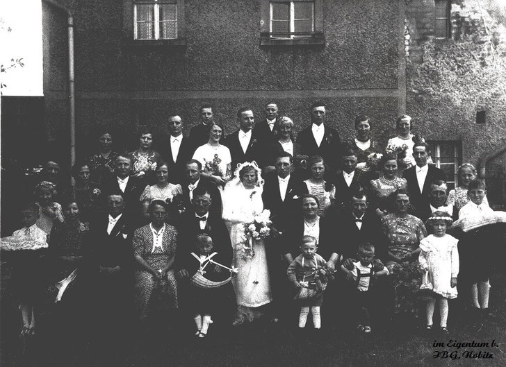 Hochzeit von Gertrud und Helmut Eberhardt am 28. Mai 1939 in Heuersdorf/ Sachsen - Foto im Eigentum bei IBG, Nobitz 