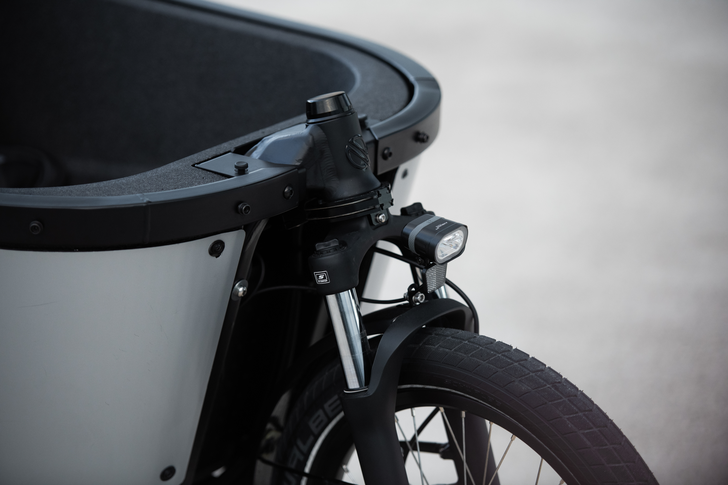 Spanninga Leuchten für das Lastenrad ©Carqon