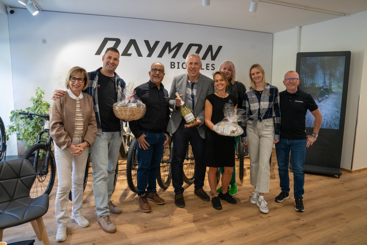 Am 28. März eröffnete RAYMON gemeinsam mit dem Fachhändler Inn-Bike den ersten Concept Store der Marke in Kufstein, Österreich.©Raymon 