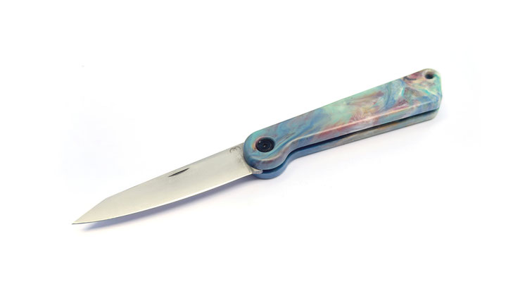 Facto, Messermanufaktur, Recyclingmesser, nachhaltige Messer, Messerdesign, Carbonstahlmesser, bunte messer, plastikmesser, nachhaltige Produkte