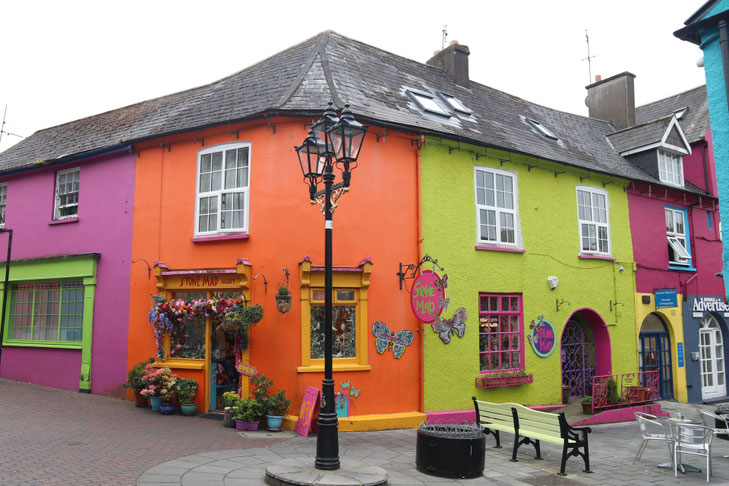 Farbenfrohe Häuser in Kinsale ©My own Travel