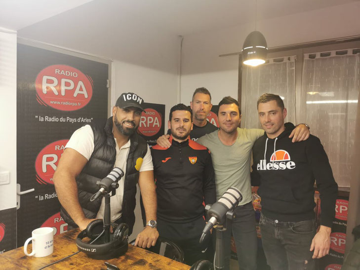 Emission Coup d'Envoi sur Radio RPA le 04-10-2021 avec le Stade Olympique Arlésien. Ludovic Gazzan, Clément Cuissard, Kamel Zhar, Olivier Simian et Romain Vigne