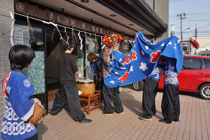 中町の獅子舞