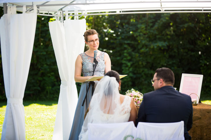 Traurednerin Pfalz Trauredner Pfalz Hochzeitsrednerin Pfalz Hochzeitsredner Pfalz Freie Trauung Pfalz Hochzeitszeremonie Pfalz Hochzeit Pfalz Hotel Darstein