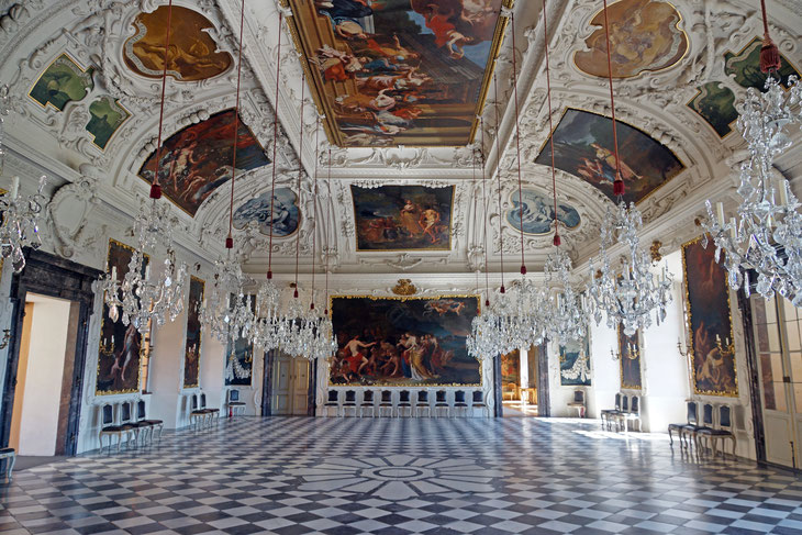 Von Allie_Caulfield from Germany - 2016-08-12 08-15 Graz 198 Schloss Eggenberg, CC BY 2.0, https://commons.wikimedia.org/w/index.php?curid=68645882