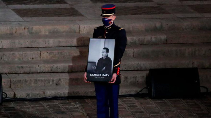 Frankreich trauert. (Foto: Francois Mori / AFP, www.shz.de)