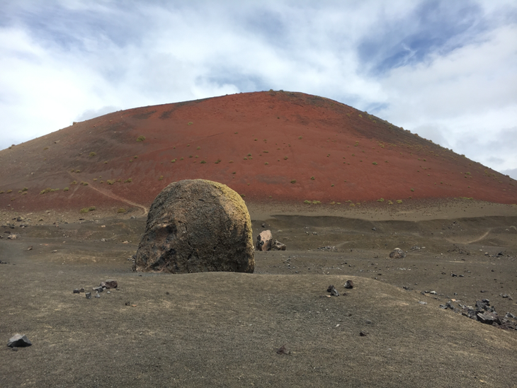 Dienstag, 2.5.2027, Riesenbombe bei der Caldera Colorado