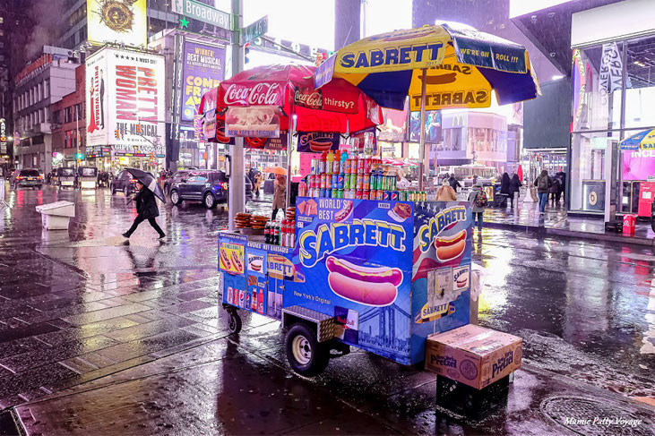 Hot dog follies, New York